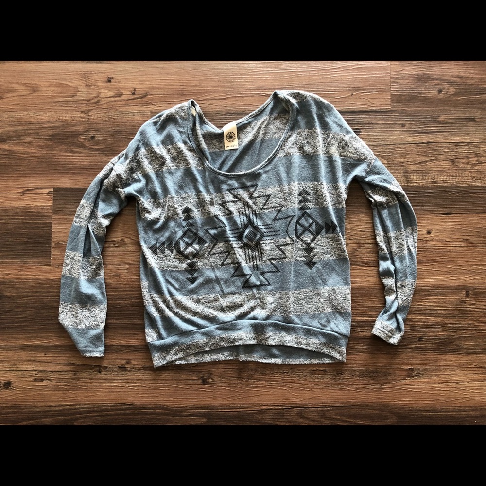 Casual long sleeve shirt